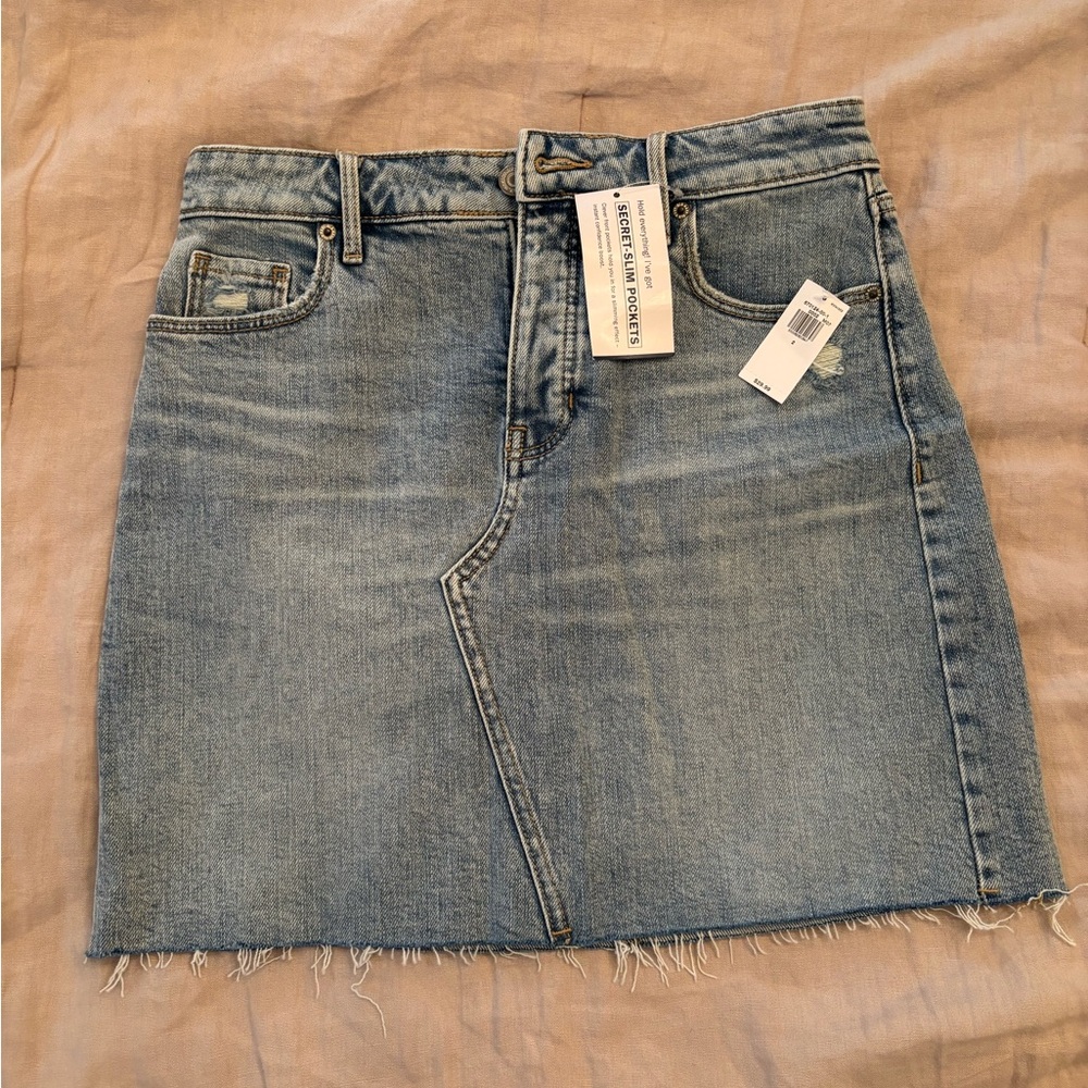 Old Navy Blue Denim Mini Skirt - Size 2 - New With Tags